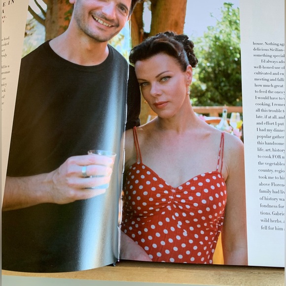 Italian Recipe Book- Extra Virgin - Picture 3 of 11